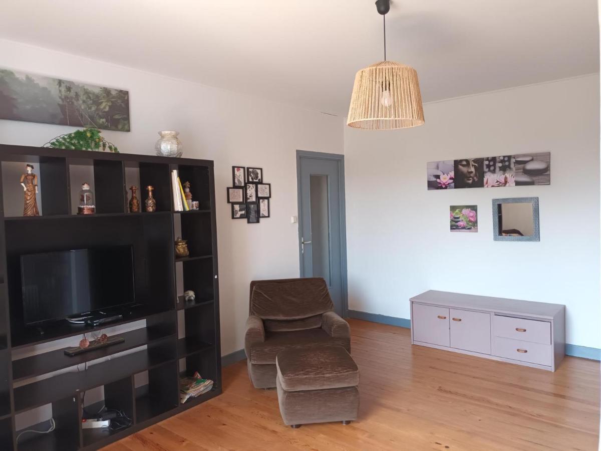 Appartement Chaleureux De 82M2 Proche De Vulcania Pontaumur Ngoại thất bức ảnh